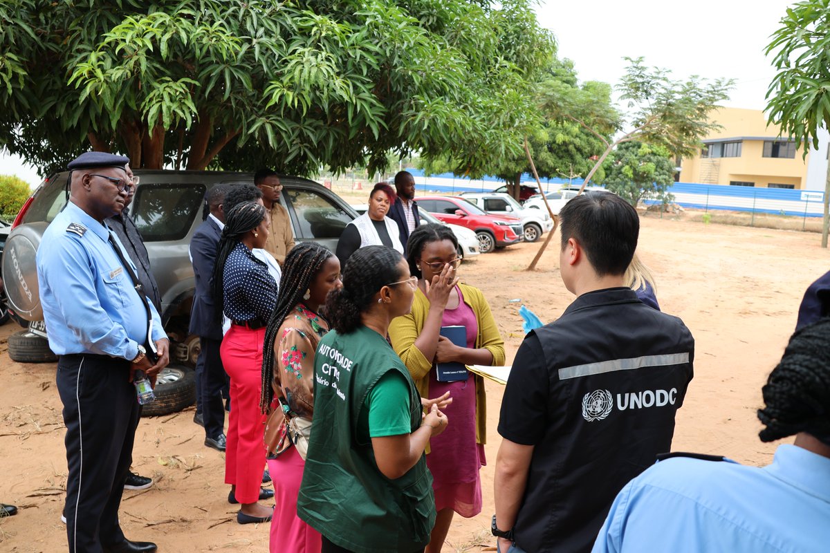 Manuela Carneiro tweet media