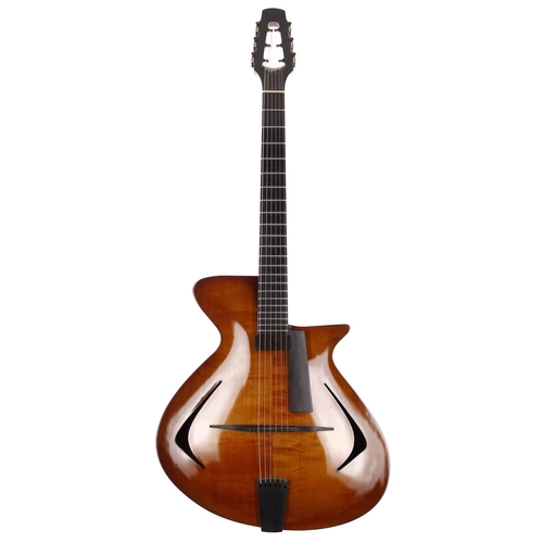 Mmajor7th's tweet image. 2009 Ray Nouveaux Custom by Claudio and Claudia Pagelli.
Posting in the hope that someone will take pity on me and buy me one.