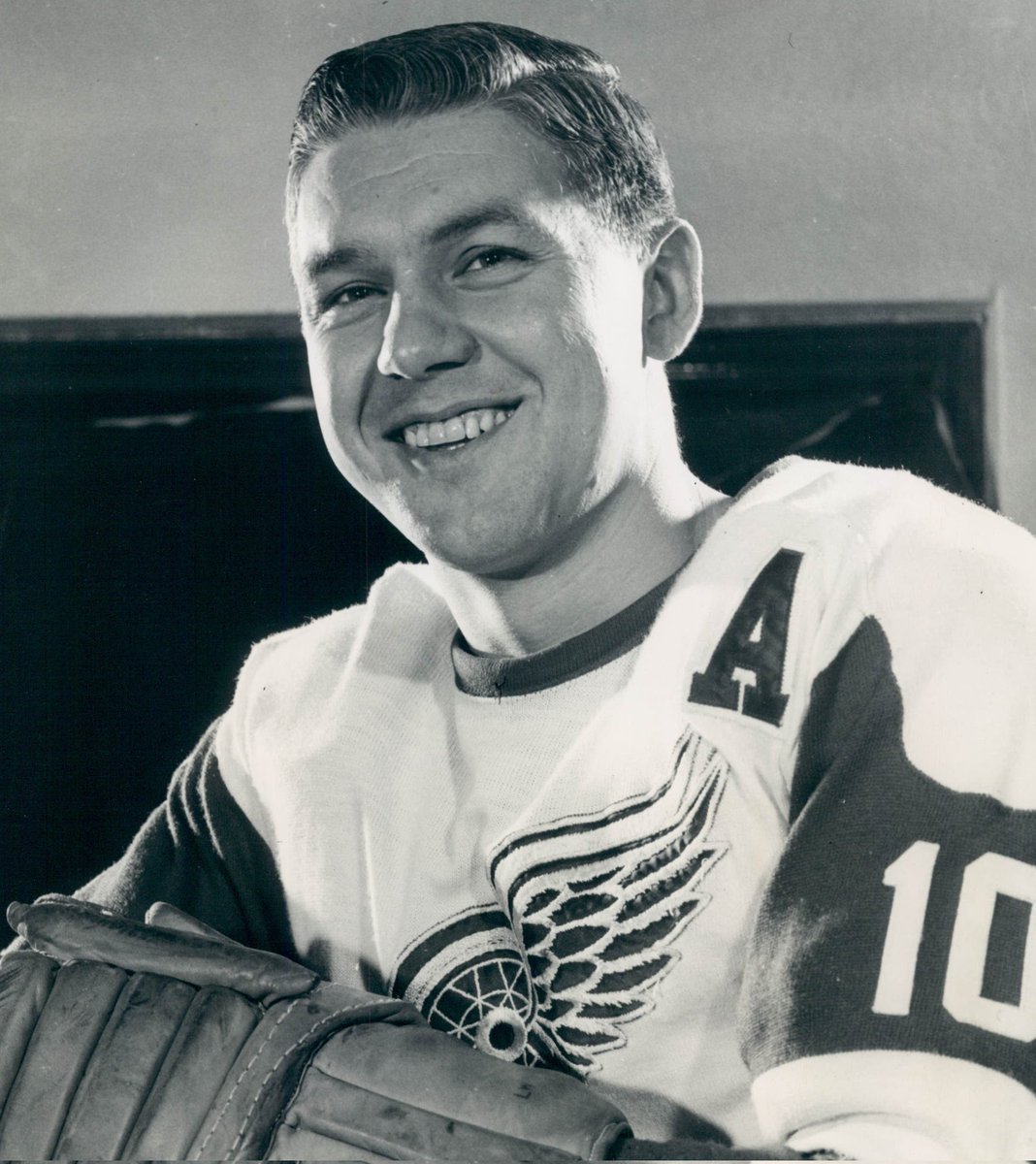 GregEno's tweet image. RIP Fats. #RedWings