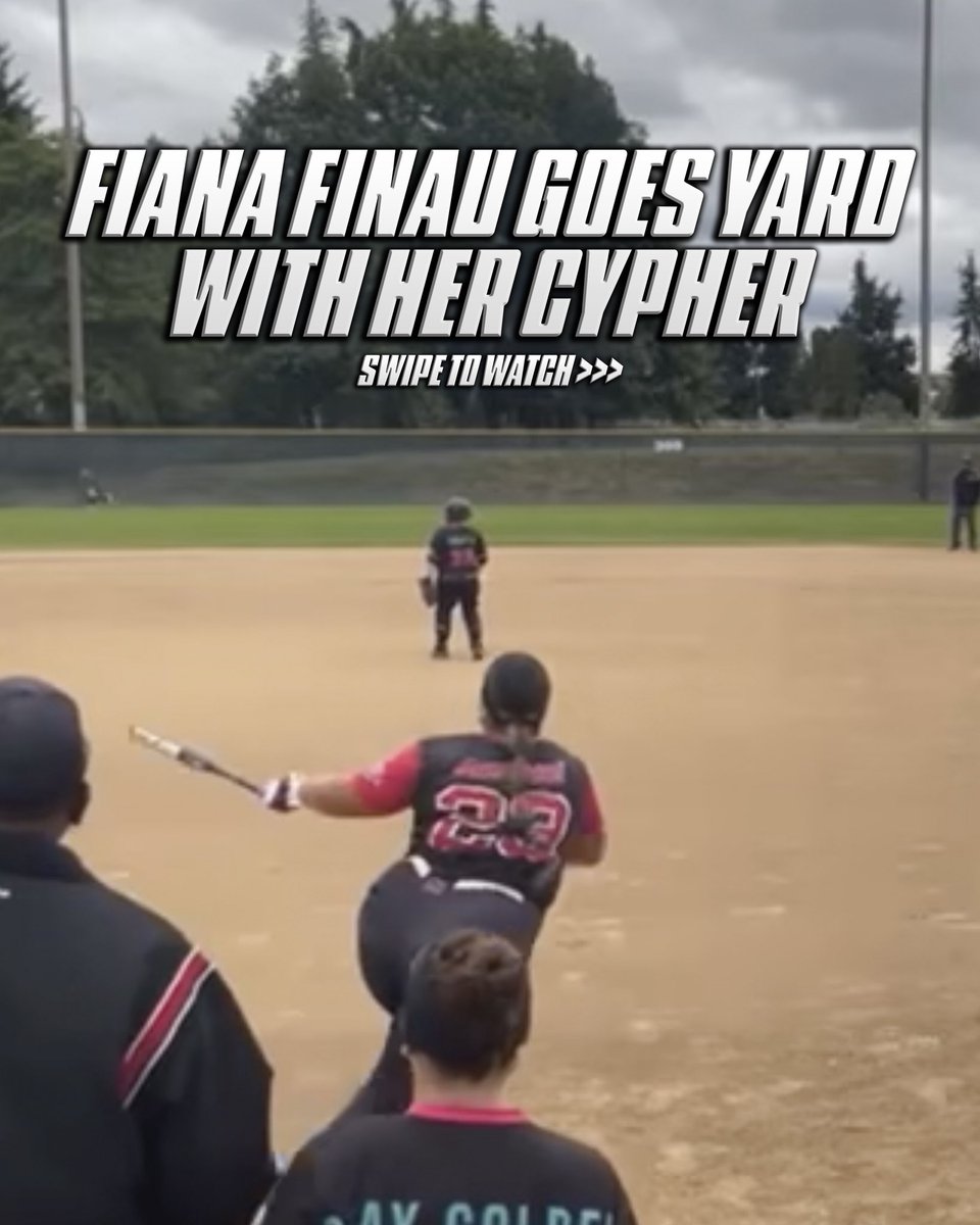 maruccisp's tweet image. No better feeling than going yard with your signature bat😏

#slowpitch #softball #marucci #cypher