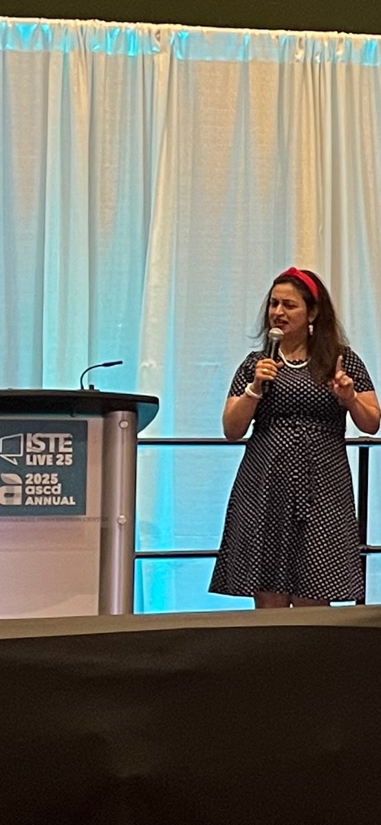 MrsSaid17's tweet image. In polka dots Restoring My Joy at #istelive