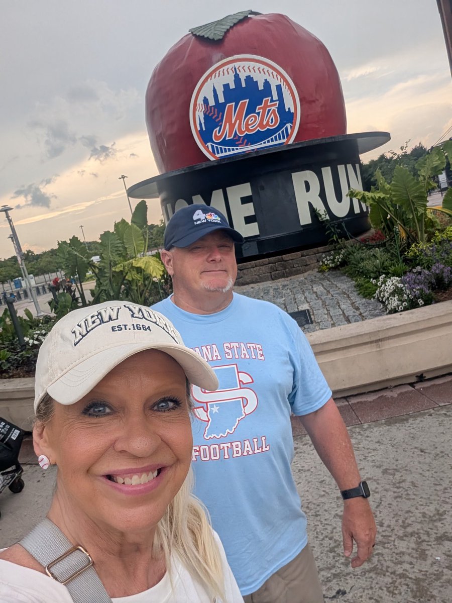 Happy Bobby Bonilla Day ! Tried to contribute to the cause but we got rained out !
<a href="/Mets/">New York Mets</a>