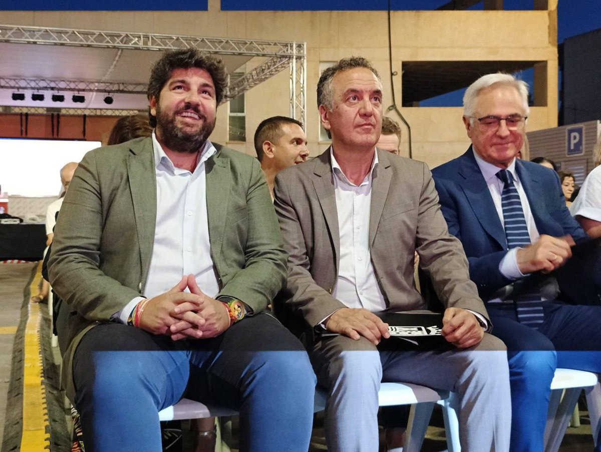 La II Semana Internacional del Melón de Torre Pacheco es un escaparate perfecto que muestra la calidad de las frutas de la #RegióndeMurcia y nuestra agricultura de primer nivel.

Y no había mejor forma de arrancar que de la mano de un pregonero de honor como <a href="/tiempobrasero/">Tutiempo</a>.