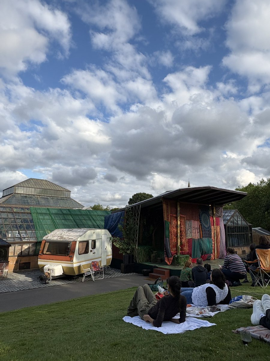 Philip Moore (@philipmoore_) on Twitter photo Saw my first ever <a href="/bardbotanics/">Bard in the Botanics</a> performance tonight of ‘Midsummer Night’s Dream’ and wow the cast were incredible.
I don’t think it will be my last Bard of Botanics production I’ll see (hopefully!) Saw my first ever <a href="/bardbotanics/">Bard in the Botanics</a> performance tonight of ‘Midsummer Night’s Dream’ and wow the cast were incredible.
I don’t think it will be my last Bard of Botanics production I’ll see (hopefully!)