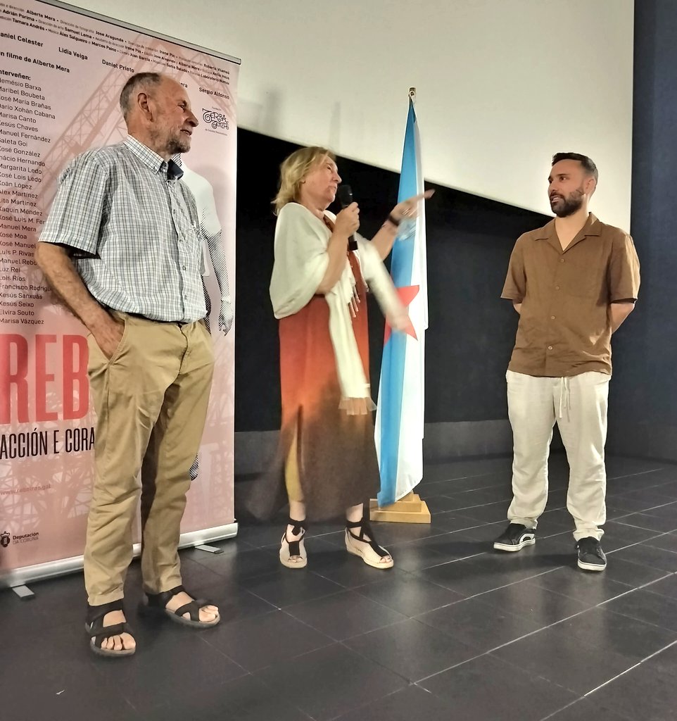Os Cines Holywood de Monforte acolleron a exhibición do filme ‘Reboiras. Acción e corazón’ e un coloquio sobre #MonchoReboiras no que tiven o pracer de participar xunto a Xosé Manuel Pavón e Marisa Canto, camaradas de Reboiras.
