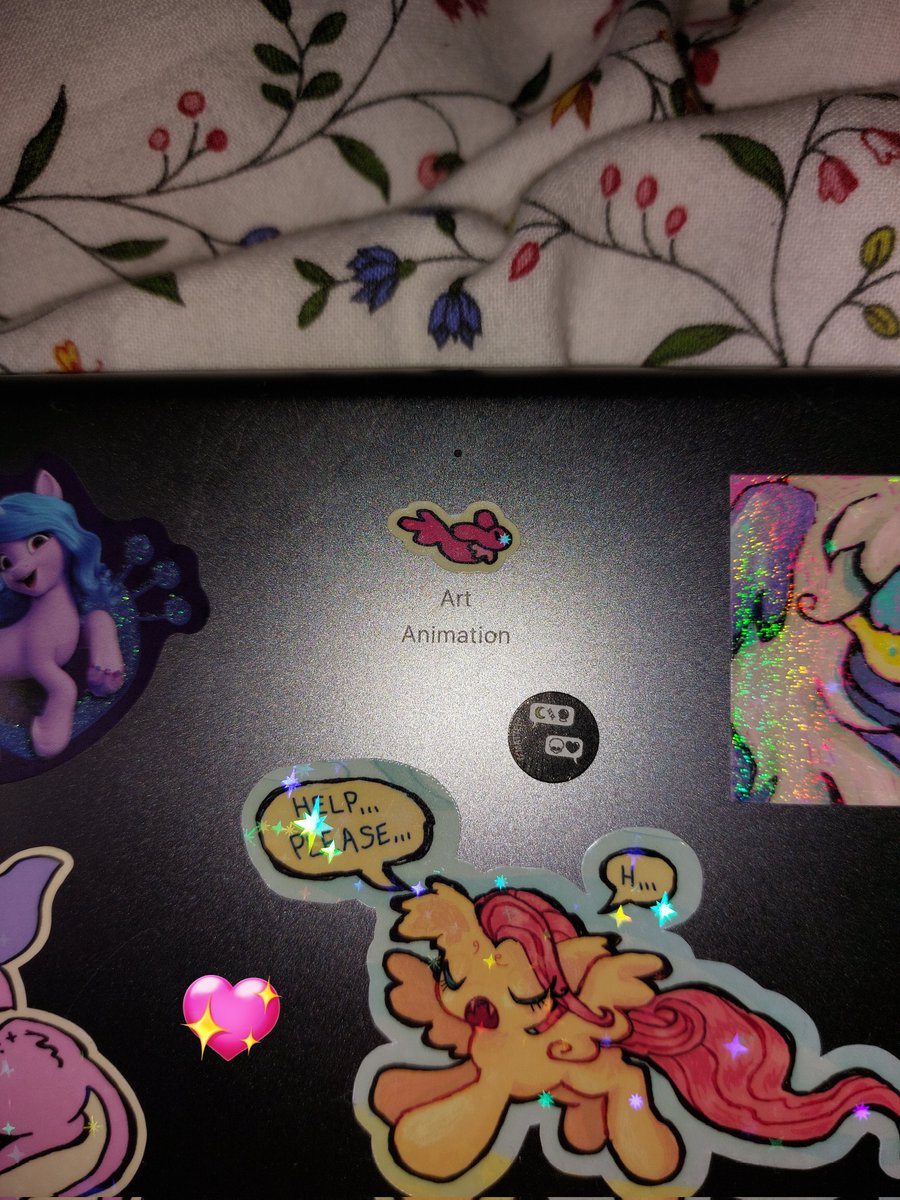 finally decorated my ipad :3

i was too scared to decorate it since i knew i probably needed a new ipad soon anyway...but i finally decided i have so many stickers that i may aswell make my ipad look pretty while im still using it