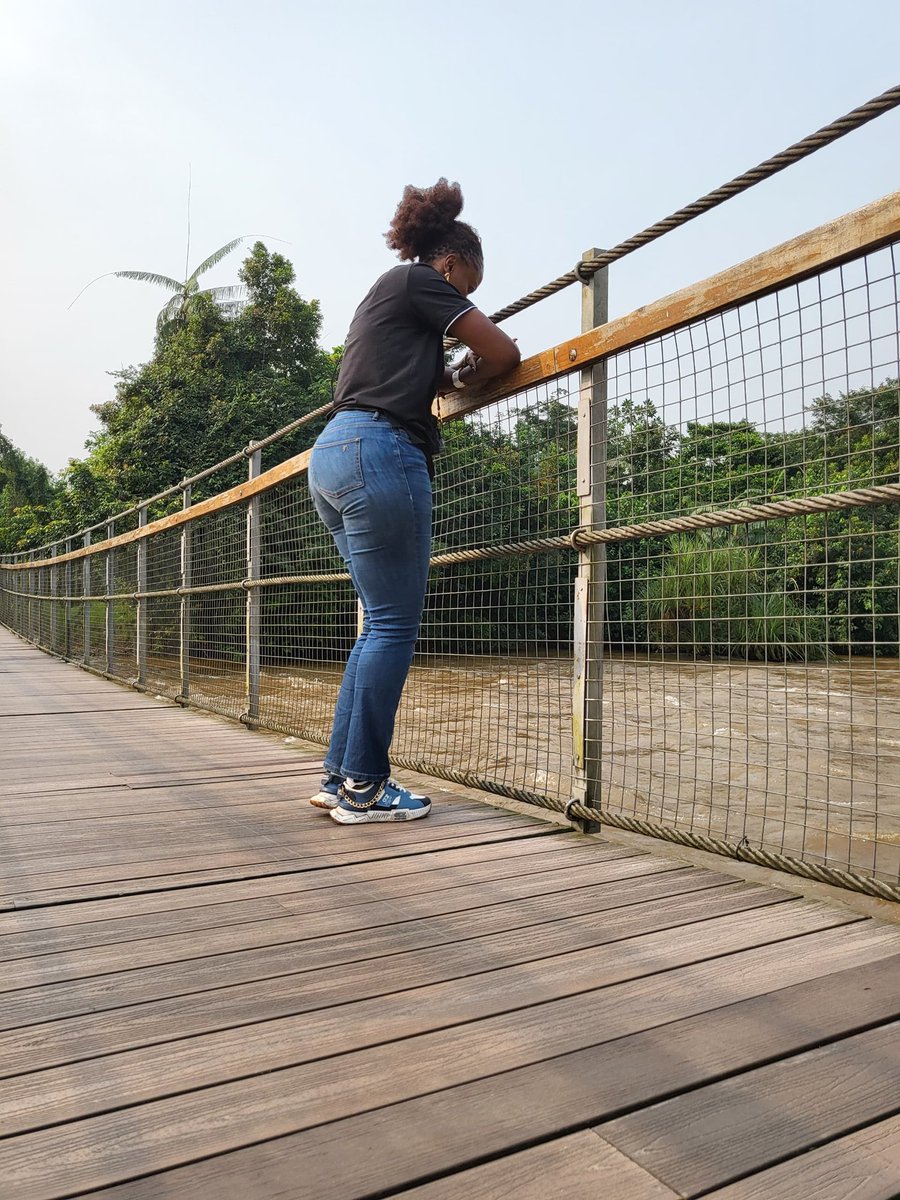 kash_mwanina's tweet image. Aimez-vous, comprenez-vous, et prenez le temps d’arranger les choses quand il y a un problème. Offrez-vous des cadeaux, des câlins et surtout, soutenez-vous les uns les autres. ♥️#amour #soutenir