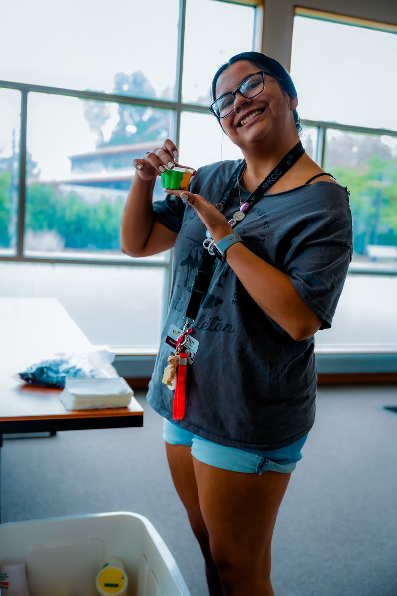 🍦 KCC Welcome Week is still going strong! Today, students cooled off with ice cream from Student Life. ☀️

🥓🌯 Up next: Start your Wednesday right with breakfast burritos served in the Building 9 lobby from 8:30–10:00 AM. Don’t forget your Student ID!