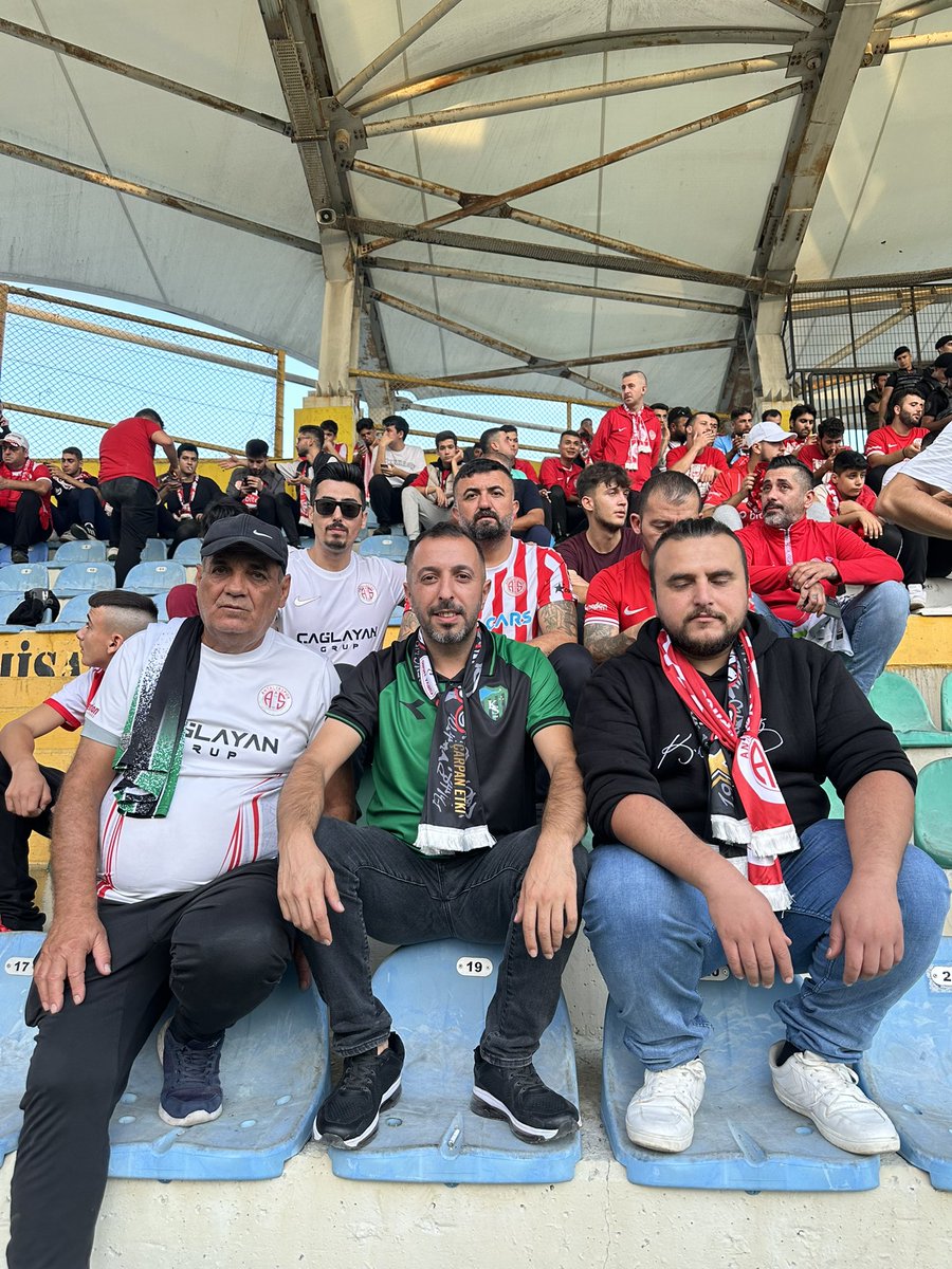 CANIMIZ KANIMIZ ANTALYASPORUMUZ 59 YAŞINDA…

HODRİMEYDANTALYA 👊🏻