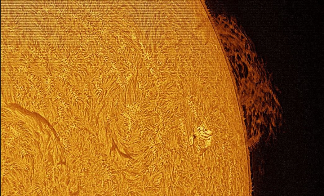 Today’s solar proms taken with Solarscope 70mm
