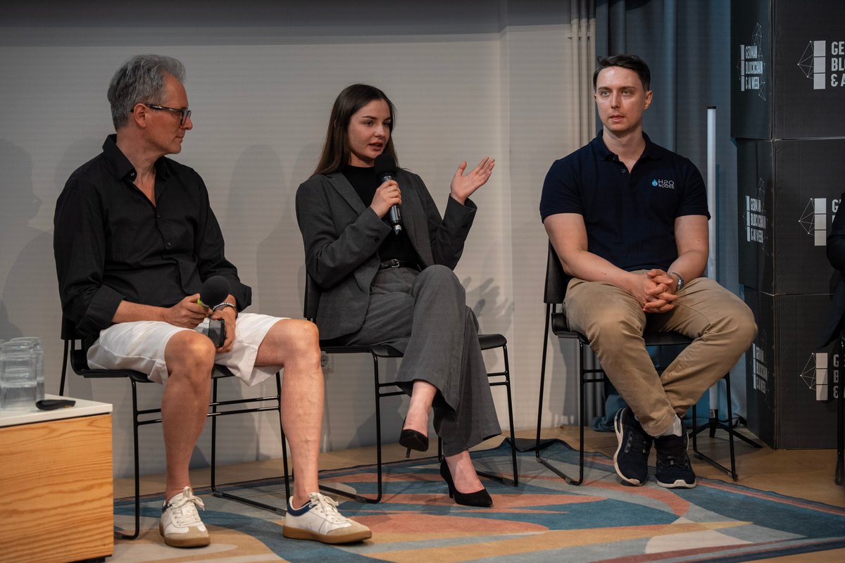 gbweekofficial's tweet photo. 🌿 Panel Recap: #GREENBLOCKCHAIN & AI
At #GermanBlockchain & AI Week, our GREEN BLOCKCHAIN & AI panel highlighted visionary projects that combine technology with environmental responsibility and community impact.
Moderated by Arman Sarhaddar (@ivaultapp), the panel brought together pioneers building solutions that go beyond profit — focusing on sustainability, transparency, and long-term value.
🎙 Panelists included:
Stephan Eisenbach – TERRA PLENA
Max Sherwood – H2O NODES
Dr. Oliver Krause – GR33NBASE
Anastasiia Klochko – PROPINTEL
It was a forward-looking and inspiring session that honored the work of founders who understand that true innovation includes respect for nature, community, and shared growth. A true future talk — built on purpose and powered by technology.
#GreenTech #BlockchainForGood #AI #Sustainability #GermanBlockchainWeek #berlin #berlinblockchainweek #germanAI #KI