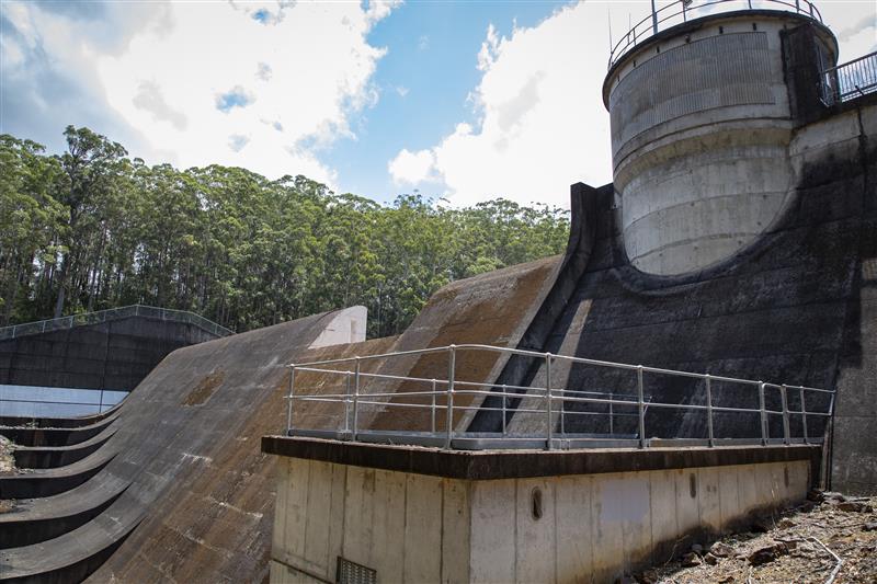 Cooloolabin Dam is no longer spilling excess water. For the latest information on dam levels please visit: seqwater.com.au/dam-levels  bit.ly/1dPqmtc