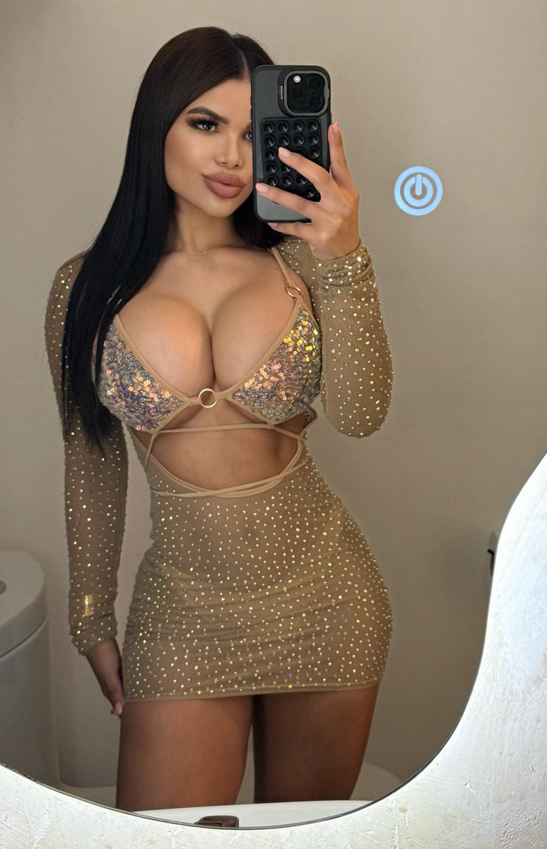 Sólo por éste mes 35 % off aquí 👉 onlyfans.com/hanhasthashya