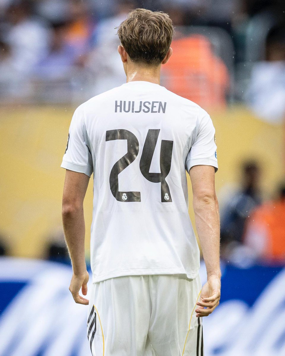 Dean Huijsen tweet media