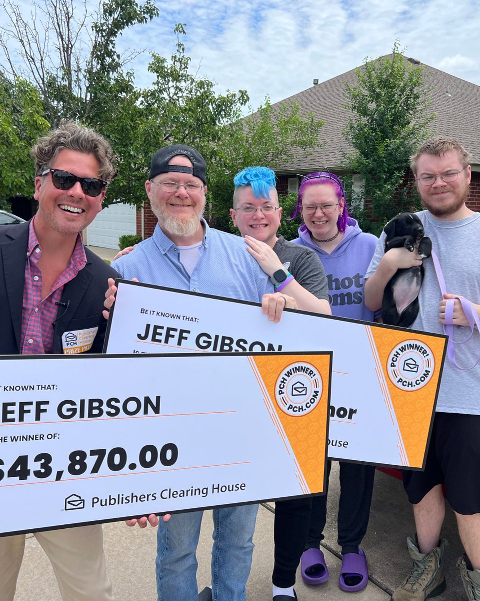 pchdotcom's tweet image. Congratulations to today's Ford Maverick(r) Prize Winner, Jeff G. from OK. He took the $43,870 cash option and plans to use it to pay some bills. 🎉💸