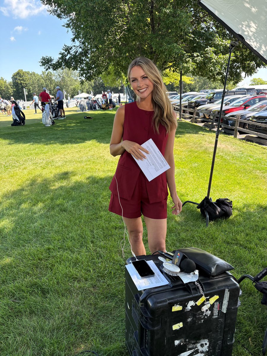 TheHaileyHunter's tweet image. Excited to be at the @JDCLASSIC this week with @GolfChannel ⛳️📺