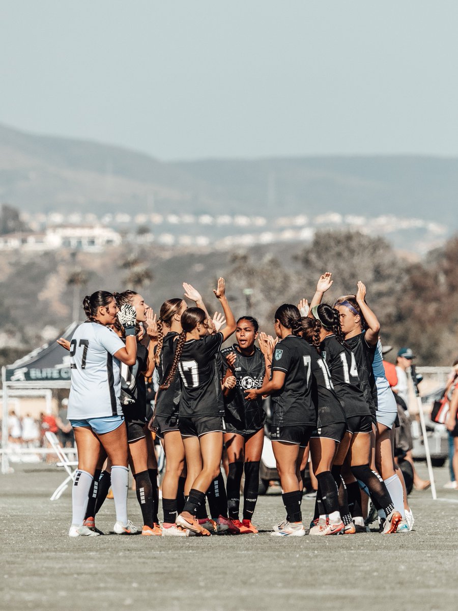 We appreciate all of the coaches that came out to watch @2009EclipseECNL ! We hope you saw the talent and potential in our team and can now relax after San Diego. Thanks to our coaches and parents for all the support. Can't wait for next season!! #ECNLPlayoffs

<a href="/TopDrawerSoccer/">TopDrawerSoccer</a>