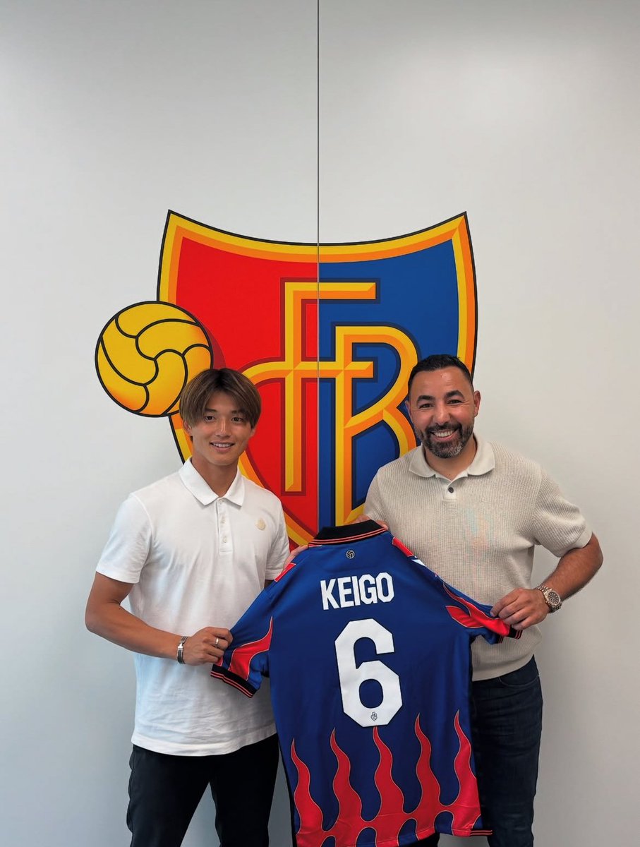 背番号は背番号6️⃣に👀✨️ #中田浩二 #常本佳吾 #fcb