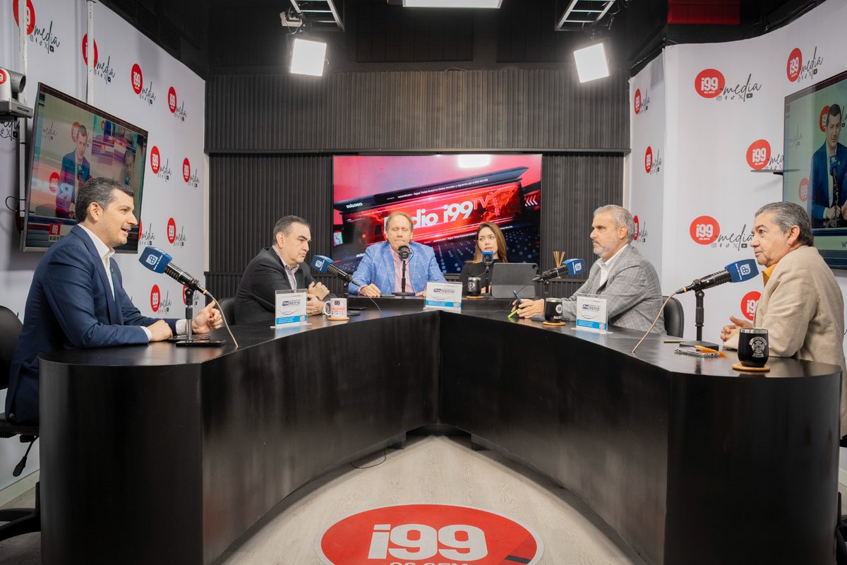 Es momento de apalancarnos en lo positivo que está sucediendo, para sacar adelante nuestra ciudad y al país. <a href="/MiguelMagg79/">Miguel Gonzalez G.</a> en <a href="/Radio_i99/">Radio i99</a>