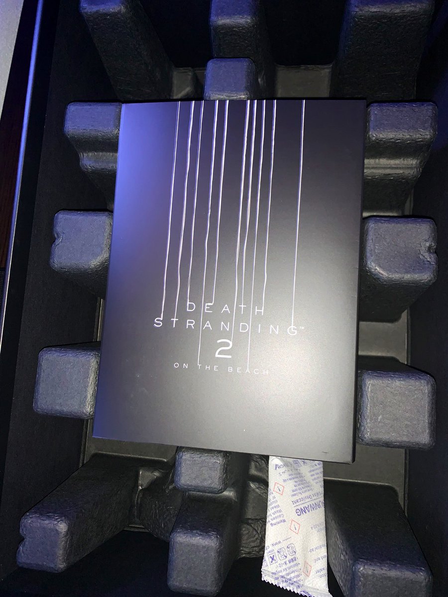 RealBuffMan's tweet image. Death Stranding 2: On the Beach Collector’s Edition
#DeathStranding2
#DeathStranding2OnTheBeach 
#DeathStranding 
👍🦀🐟🐳🐋💀👶👼
