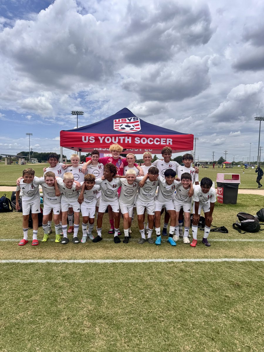 TN_United's tweet photo. The TUSC 2012 Boys NPL are heading to the USYS Southern Regionals Championship game tomorrow at 10:30 am!  A win sends them to Nationals!  Game will be streamed live on the Tusc Veo Live app.  @newtonnissan @myfmbank @TennesseeSoccer https://t.co/op0lbzeJKZ