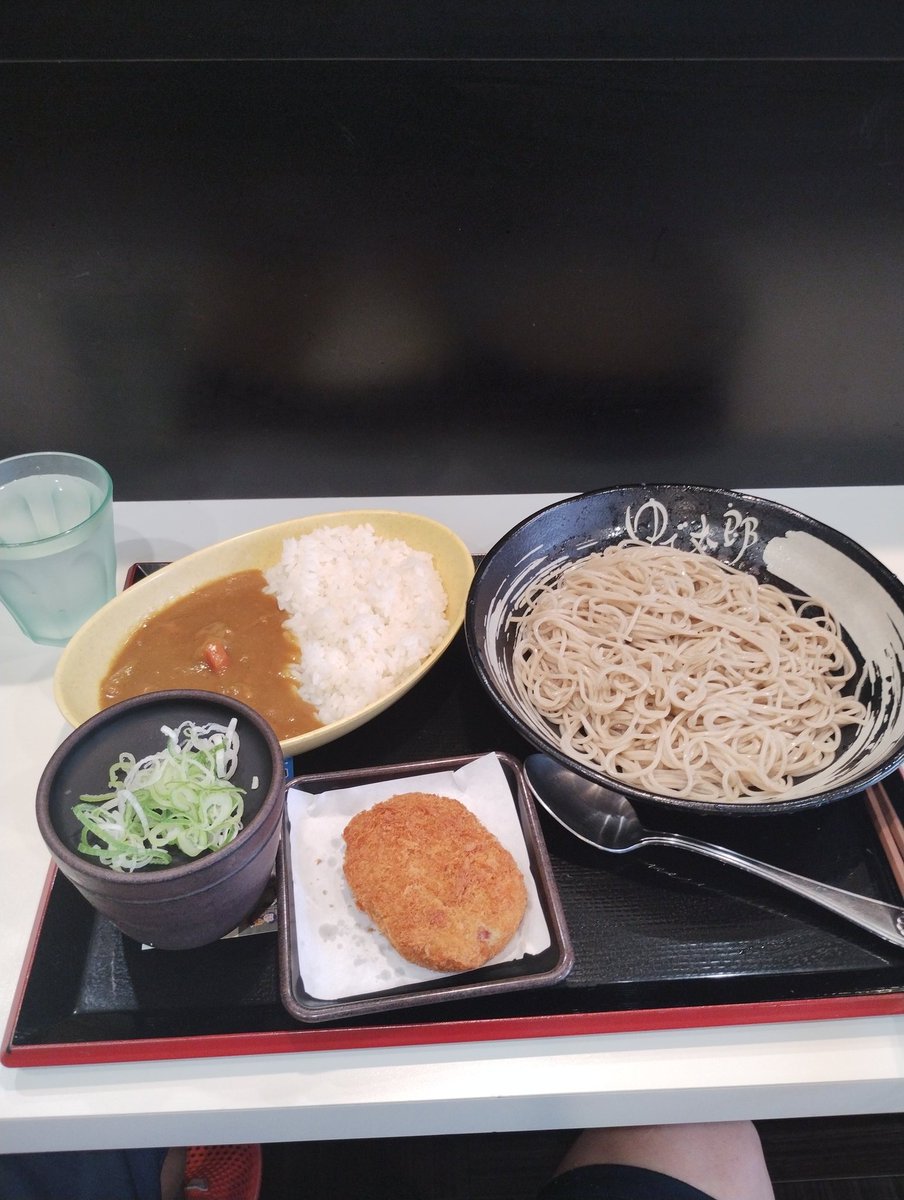 taka tweet media