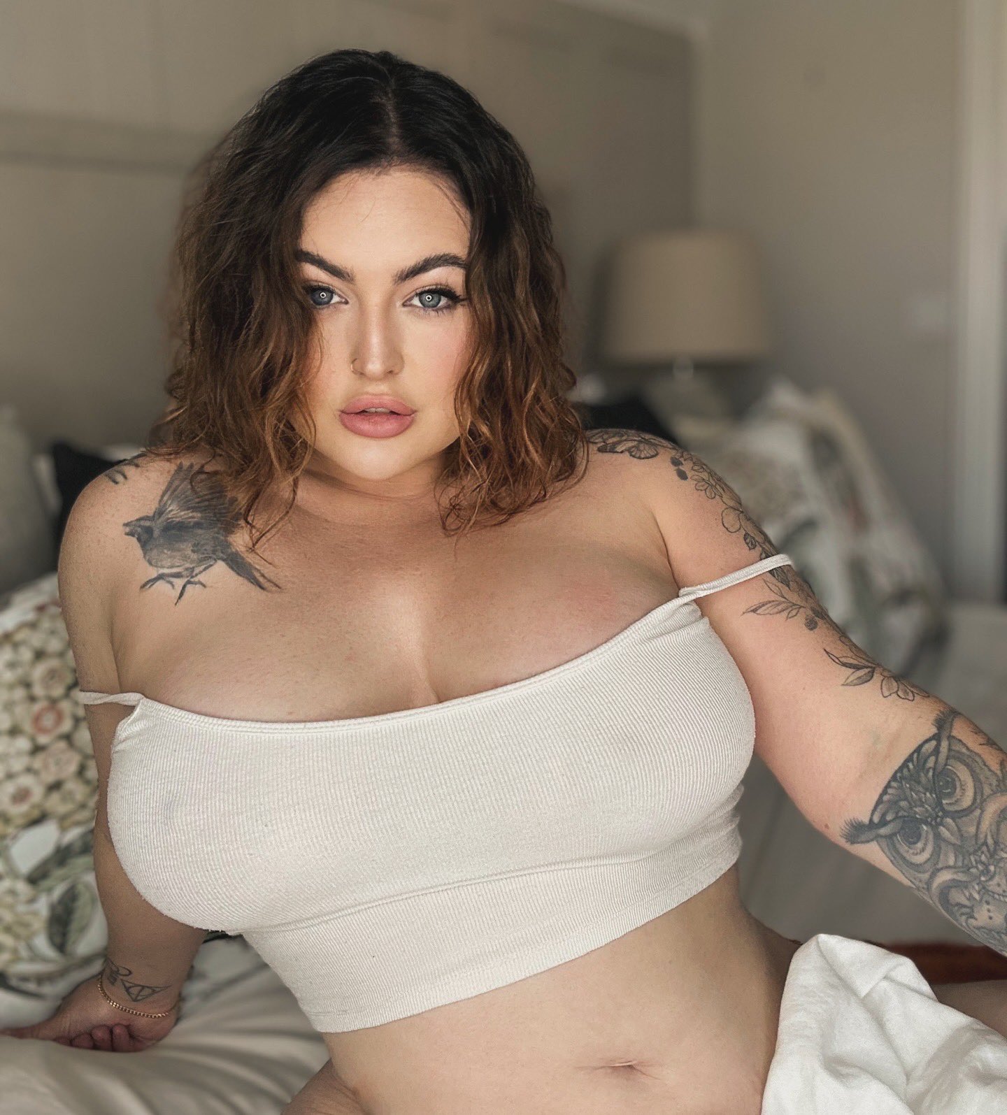 NATALIA REYNOLDS on X: Are they big enough? 🍒 t.cotSgRx3xQWZ  X