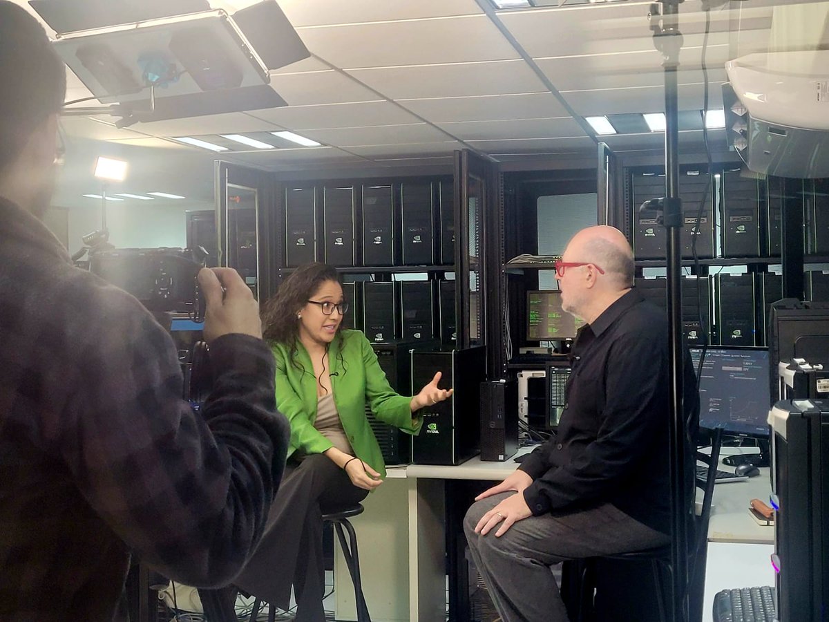 Ricardo Raphael entrevista a Brisbane Ovilla Martínez, investigadora del Departamento de Computación, para el programa Multiverso, de Milenio Televisión, en torno al tema de seguridad informática.

No te pierdas el programa completo, muy pronto.