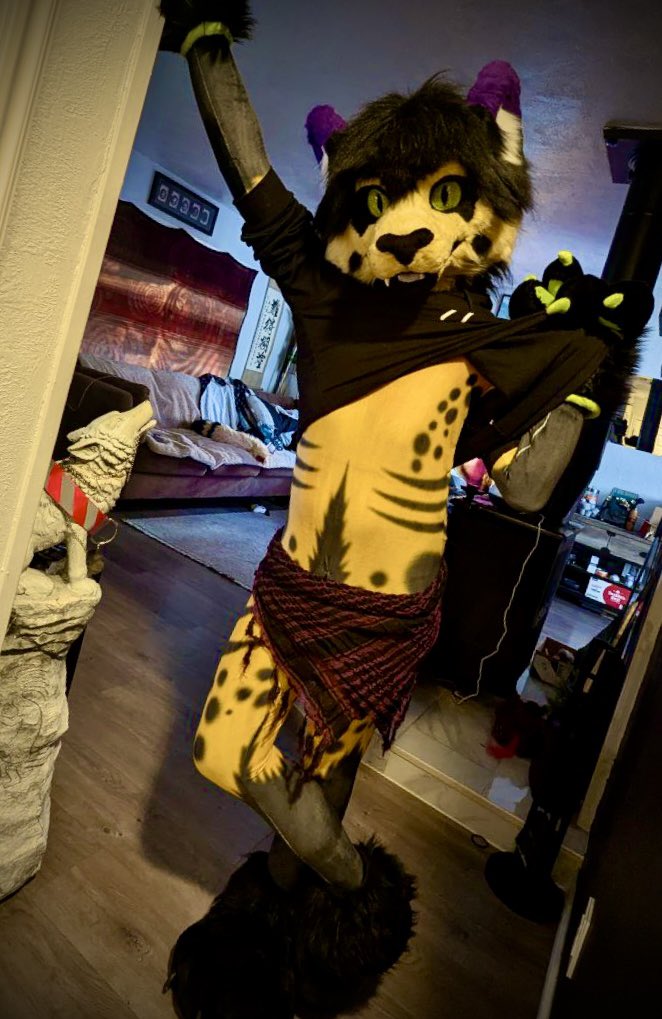 StazzChee tweet media