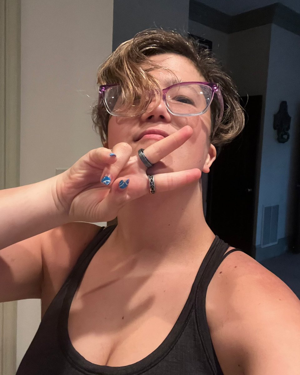 Do you like the blonde yes or no