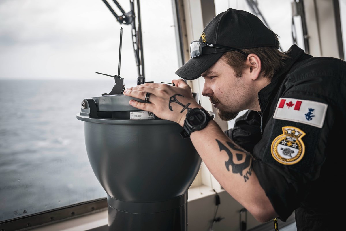 CJOC_COIC's tweet image. 🇨🇦⚓ During Op CARIBBE, HMCS William Hall supported counter-narcotics patrols in the Caribbean Sea with the USCG. From live-fire training to casualty drills and critical maintenance, our sailors showed professionalism and readiness. #CAFOperations #RCNavy