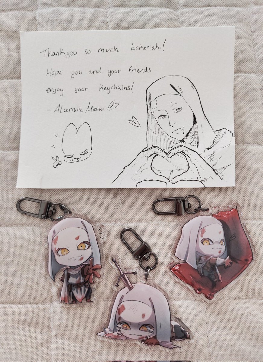 eskeriah's tweet image. Sending all love to the amazing artist @alcornoz_meow for these beautiful Varres!! ❤️ Just look at them, they are EXTREMELY CUTE OMG qwq
Also, totally melted from the card, that's so sweet, and Varre here is also such an angel!
I will cherish them as an apple of my eye qwq ❤️