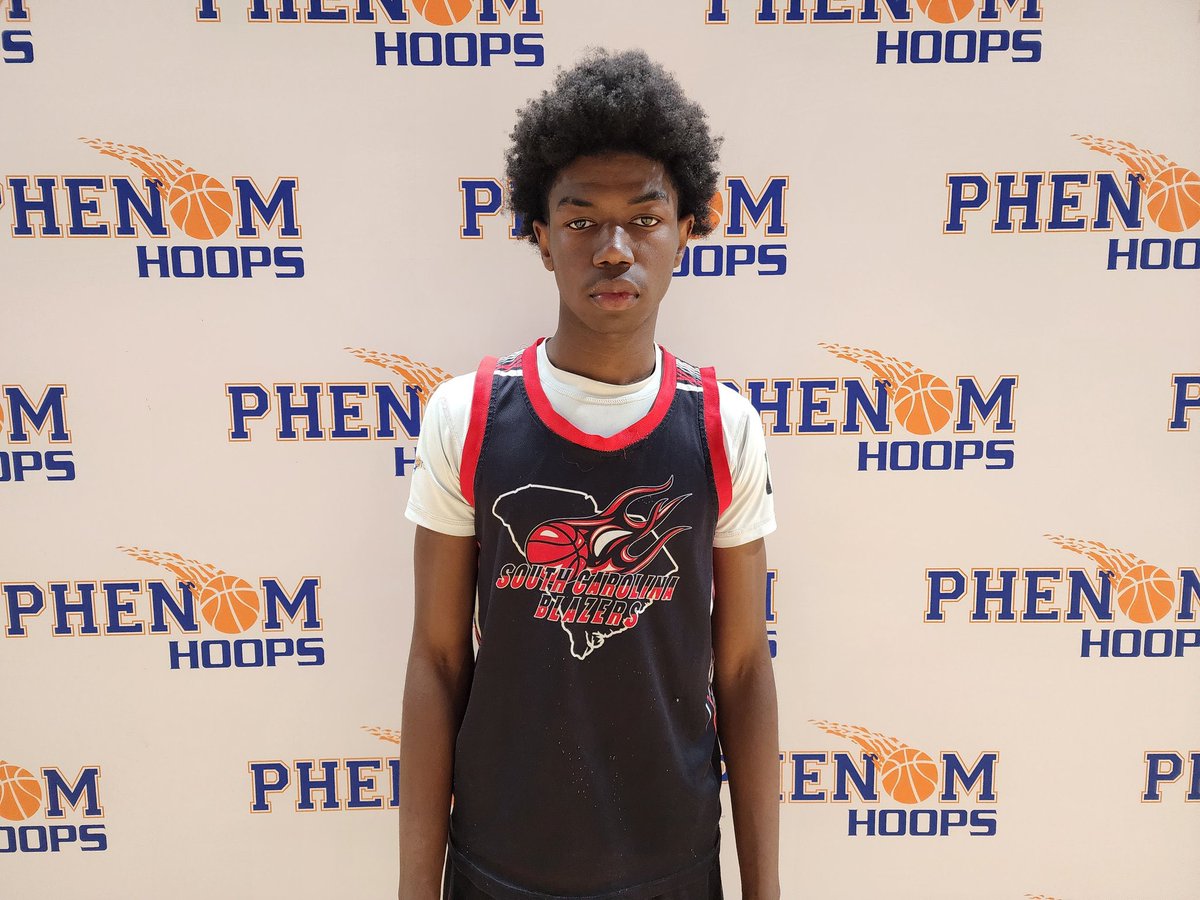 2027 Standouts: Prospects Who Elevated Their Stock at Phenom LIVE #PhenomHoops #PhenomLIVE 

Check out our list of players that improved their stock down in Raleigh: phenomhoopreport.com/2027-standouts…