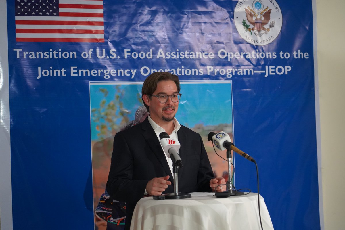 USEmbassyAddis's tweet image. On July 15, the U.S. officially transitioned its food assistance in Northern #Ethiopia from @WFP to JEOP, led by @CatholicRelief.
Over the past six months, U.S. funded food assistance has supported 1.2 million people across 52 woredas in #Afar, #Amhara, and #Tigray regions to…