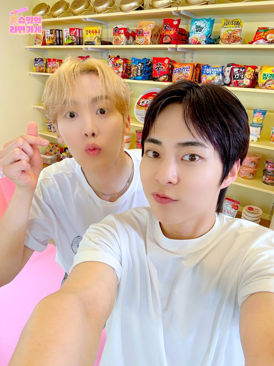 XiuEXOFans's tweet image. [X]{160725}

Actualización de #XIUMIN_Store

El noveno invitado es Yoon San-Ha
Fotografía certificada del Sr. Shu 📷
🔗bit.ly/3UcQ8EC

Hecha un vistazo a Ep. 9 👇🏻
bit.ly/4lzYoe3

Compartido por XIUMIN 시우민 EXO FANS
#XIUMIN #시우민 #シウミン #EXO @XIUMIN_INB100
