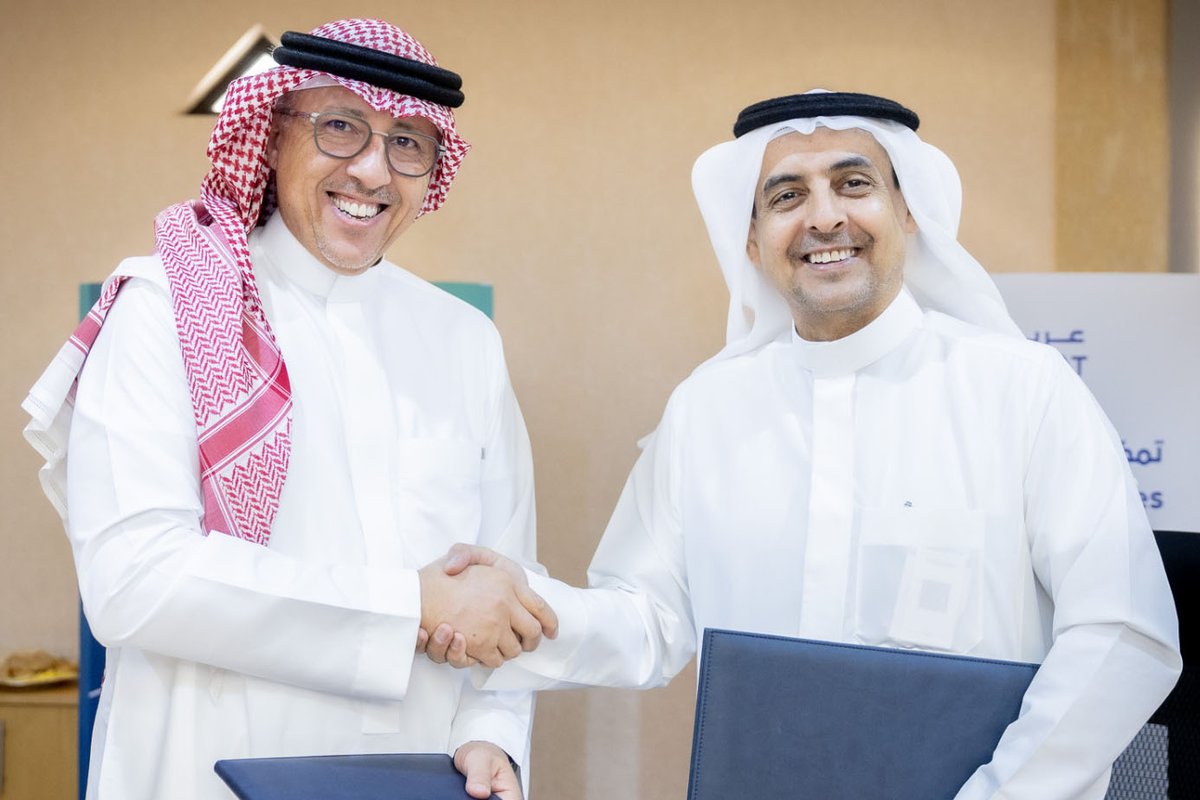 SatelliteProME (@satelliteprome) on Twitter photo First Gulf Company and Arabsat to deliver satellite data services across KSA satelliteprome.com/news/first-gul…
<a href="/Arabsat/">Arabsat - عرب سات</a> <a href="/FirstGulfHQ/">First Gulf Company</a>
#satellitedataservices #VSAT First Gulf Company and Arabsat to deliver satellite data services across KSA satelliteprome.com/news/first-gul…
<a href="/Arabsat/">Arabsat - عرب سات</a> <a href="/FirstGulfHQ/">First Gulf Company</a>
#satellitedataservices #VSAT