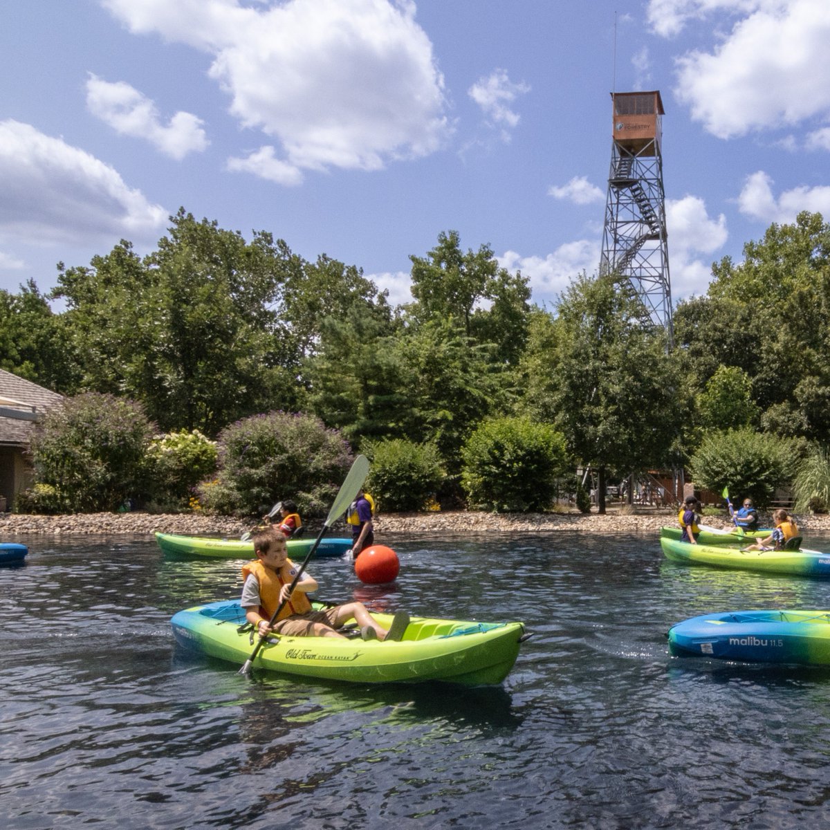 OHStateParks's tweet image. Just one week until the @OhioStateFair! 🎉
The kayak pond is BACK 🛶—open to those 50 inches or taller and perfect for first timers.
Come find us at Natural Resources Park and try it out!
@ohiodnr @OHHeartofitall
