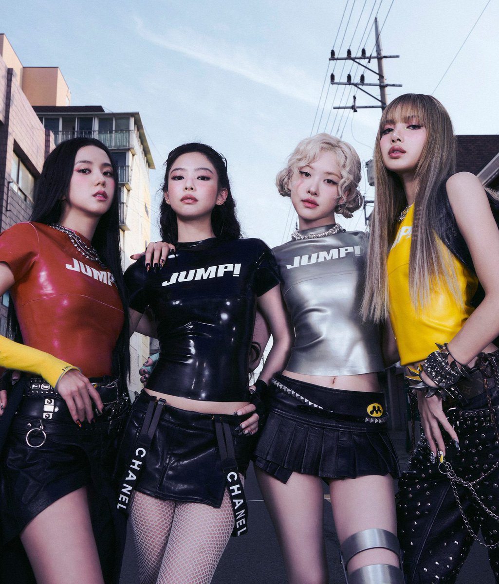 PopBase's tweet image. ‘JUMP’ by BLACKPINK remains at #1 on the Global Spotify chart for a fourth consecutive day with 6.703 million streams.

It also rises 3 spots to a new peak of #16 on the US Spotify chart with 910k streams.