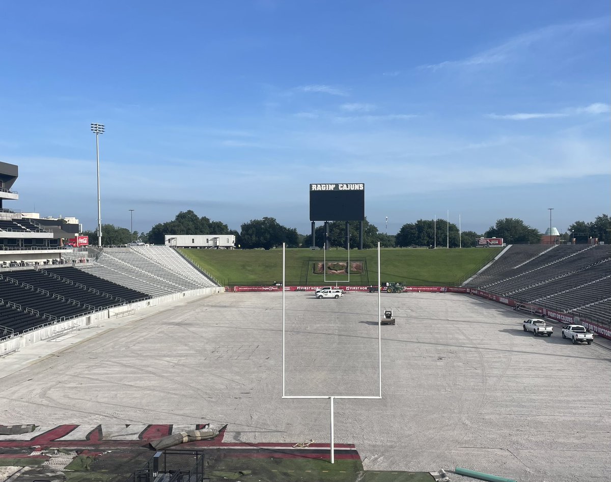 New FB turf field prep underway. Continuing to build a better UL‼️🤟