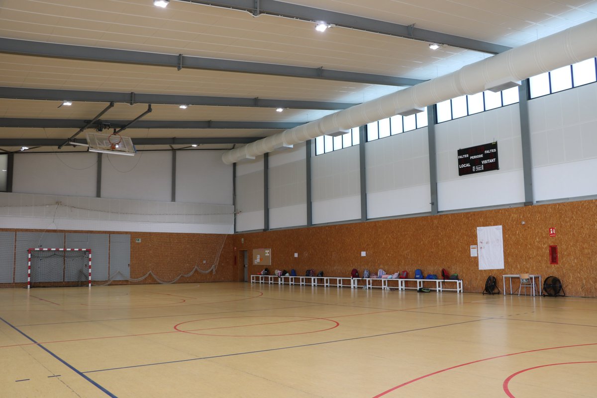🔚🧱 Quart de Poblet finaliza las obras de rehabilitación del pabellón deportivo ‘La Constitución’.

🔇 Estos trabajos se han centrado en el aislamiento acústico de las instalaciones

🔗 quartdepoblet.es/actualidad/not…