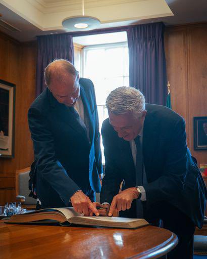 FilippoGrandi's tweet image. Ireland is one of UNHCR’s strongest partners — I was happy to thank #Taoiseach @MichealMartinTD for the Irish government’s unflinching support across all key areas of our work, and for being a vocal champion of the @UN, of multilateralism and of international cooperation.