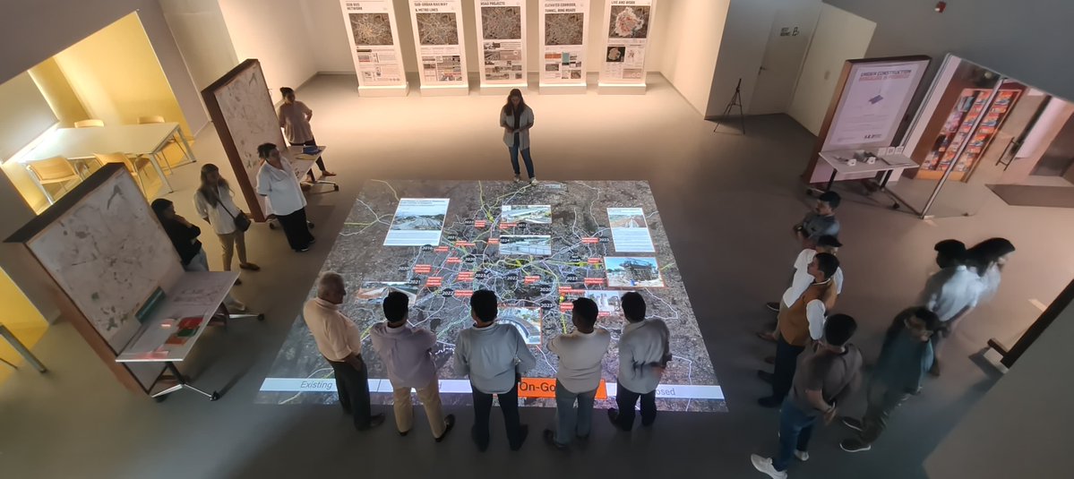 rajdugar's tweet image. Wide-ranging discussions with @Tejasvi_Surya & @TVMohandasPai reg Local Commute&Quality of Life in Bluru,at #BDC #BengaluruDesignCentre,ChurchSt, curated by @nnarasimhan &Team.
Excellent Display of Approved,Pending&Planned Infra projects across Bluru,covering Roads,Metro,Bus&Rail