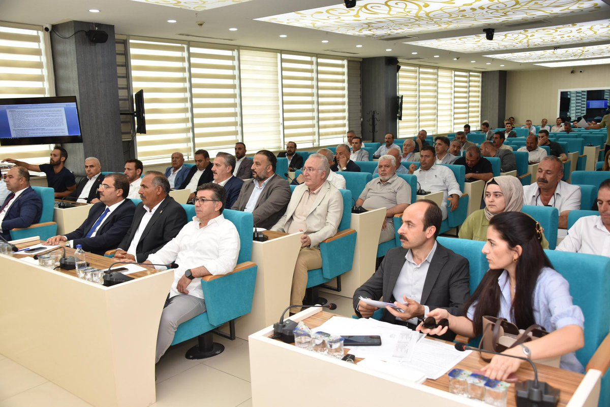 📍Şanlıurfa 

Büyükşehir Belediyesi Temmuz ayı olağan meclis toplantısının 1. Oturumuna katılım sağladık. 

Toplantı da alınan kararların Şanlıurfa’mıza ve şehrimize hayırlı olmasını diliyorum.