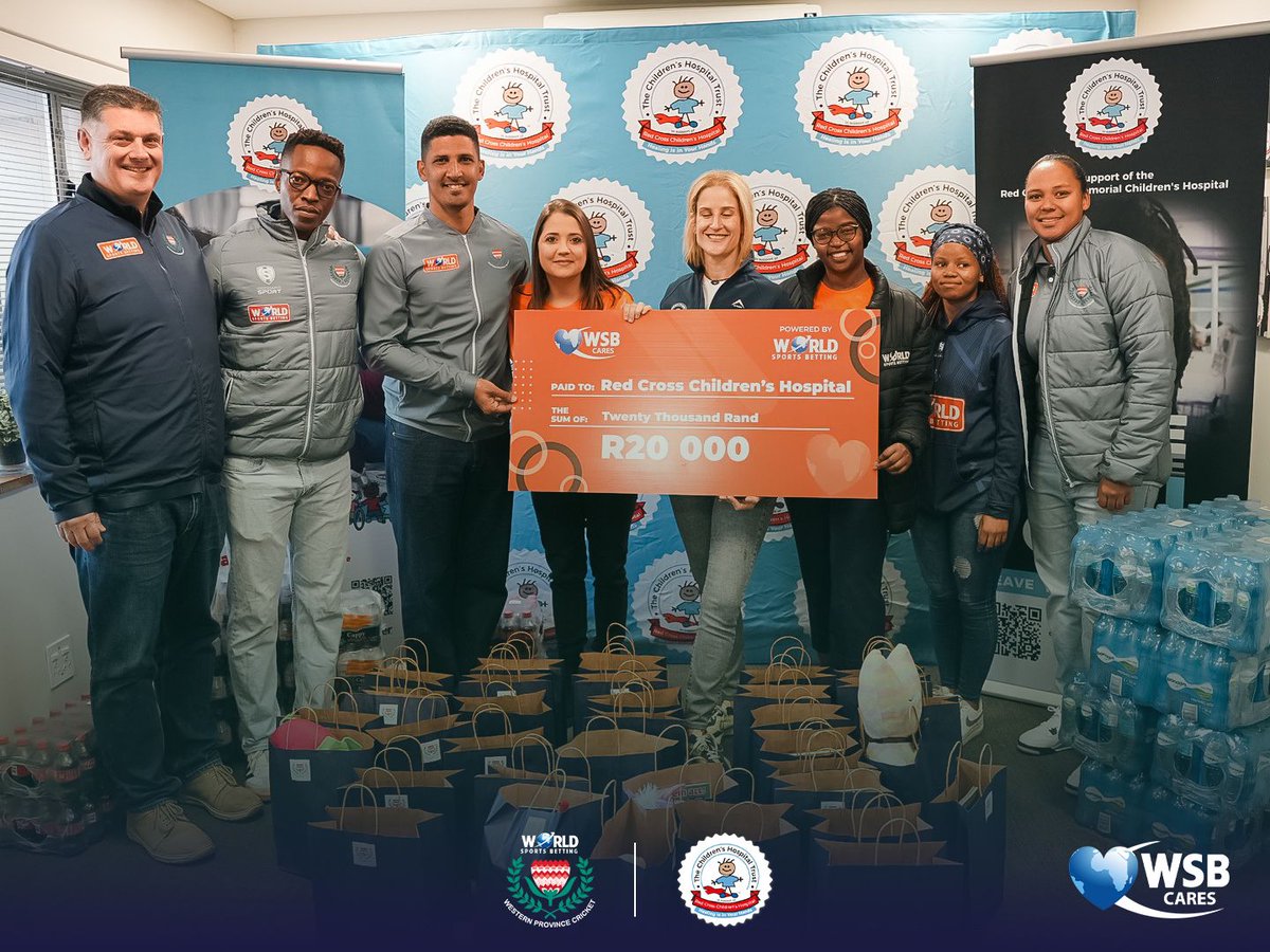 WP_Blitz's tweet image. Western Province Cricket, together with World Sports Betting, spent a heartfelt morning with The Children’s Hospital Trust at Red Cross Children’s Hospital in our annual #MandelaDay initiative.
The players and staff spent some time with the children and handed out teddy bears…