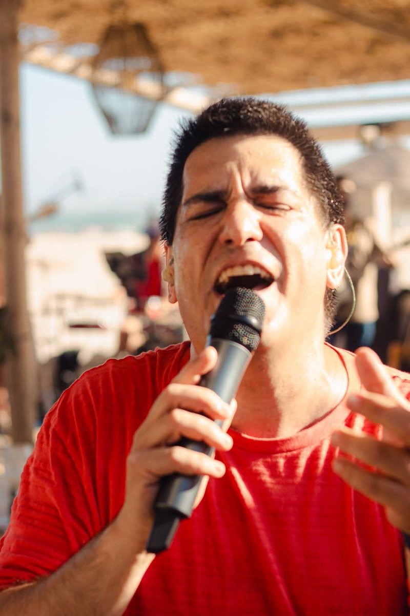 Hoy cumple Alfonso 🐟!
🙏♥️🎂🍰🎵🎉😍🐟
Para los que aún no conozcáis su voz, aquí podéis disfrutarla:
youtu.be/P-o1Xn7-nhY?si…