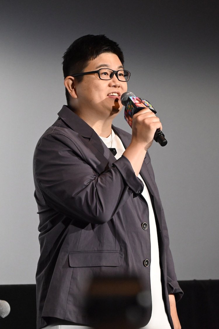 Koji Takeda é o dublador de Donkey Kong em Donkey Kong Bananza!
Ele assumiu o papel do personagem pela primeira vez em Super Mario Bros. O Filme, e sua estreia como voz de DK nos jogos aconteceu em Mario Kart World.