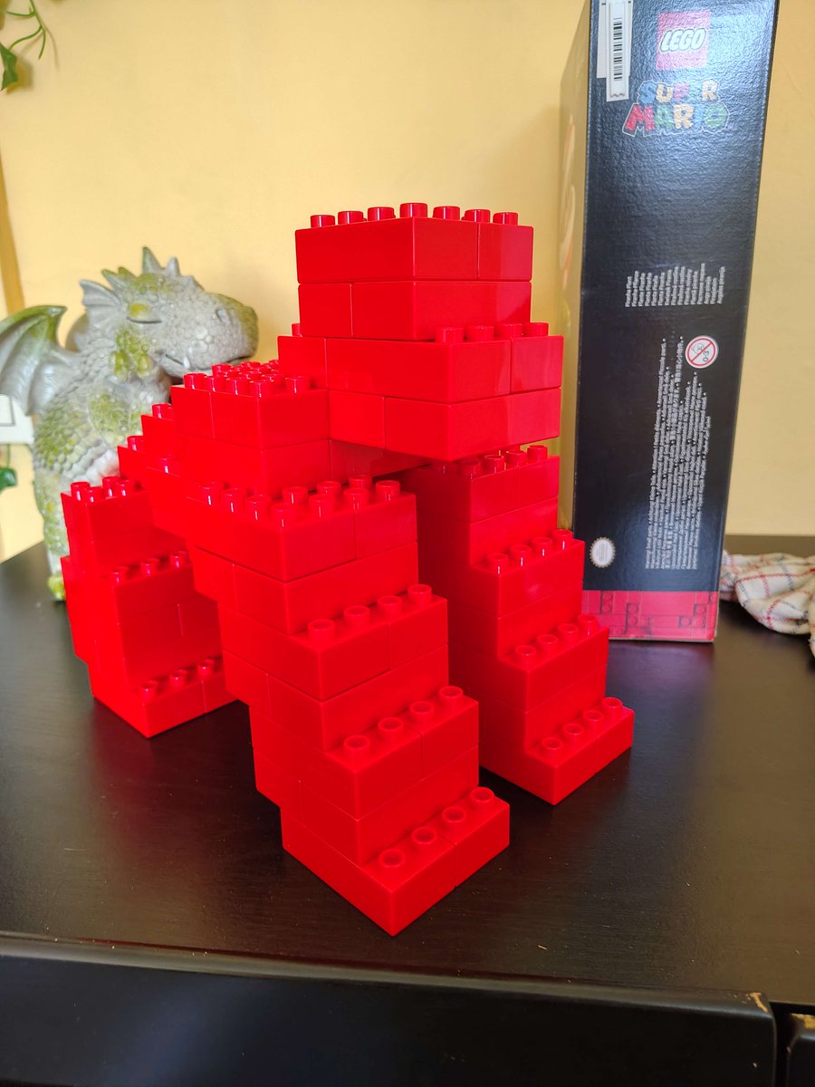 BEHOLD!!

Medium and BIG GORILLA!
Now we're all ready for #DonkeyKongBananza 🦍