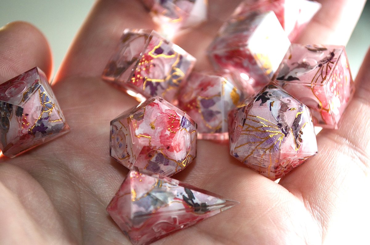 🌺💀🪻
The garden’s growing…