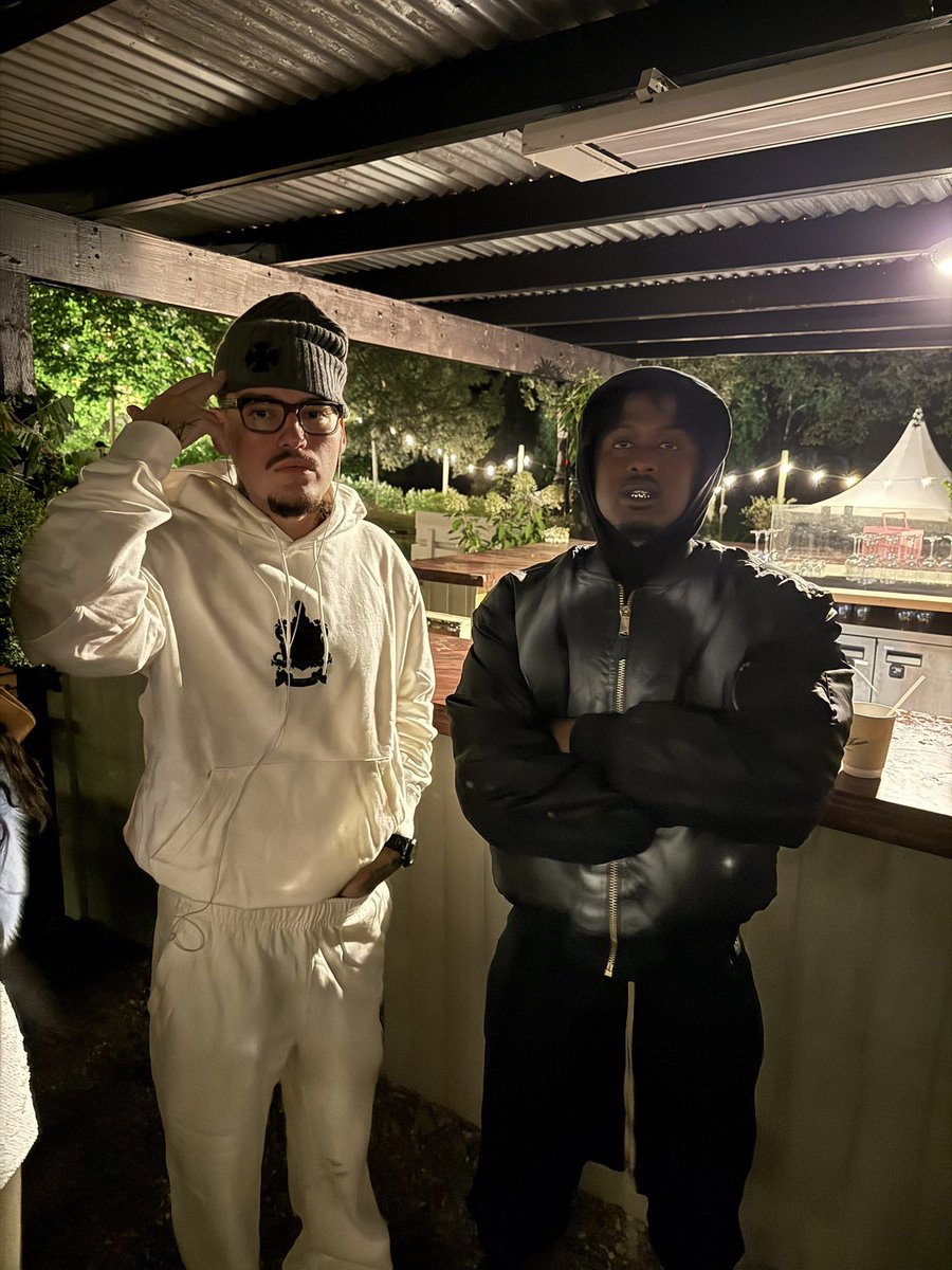 mayk3900's tweet image. snm