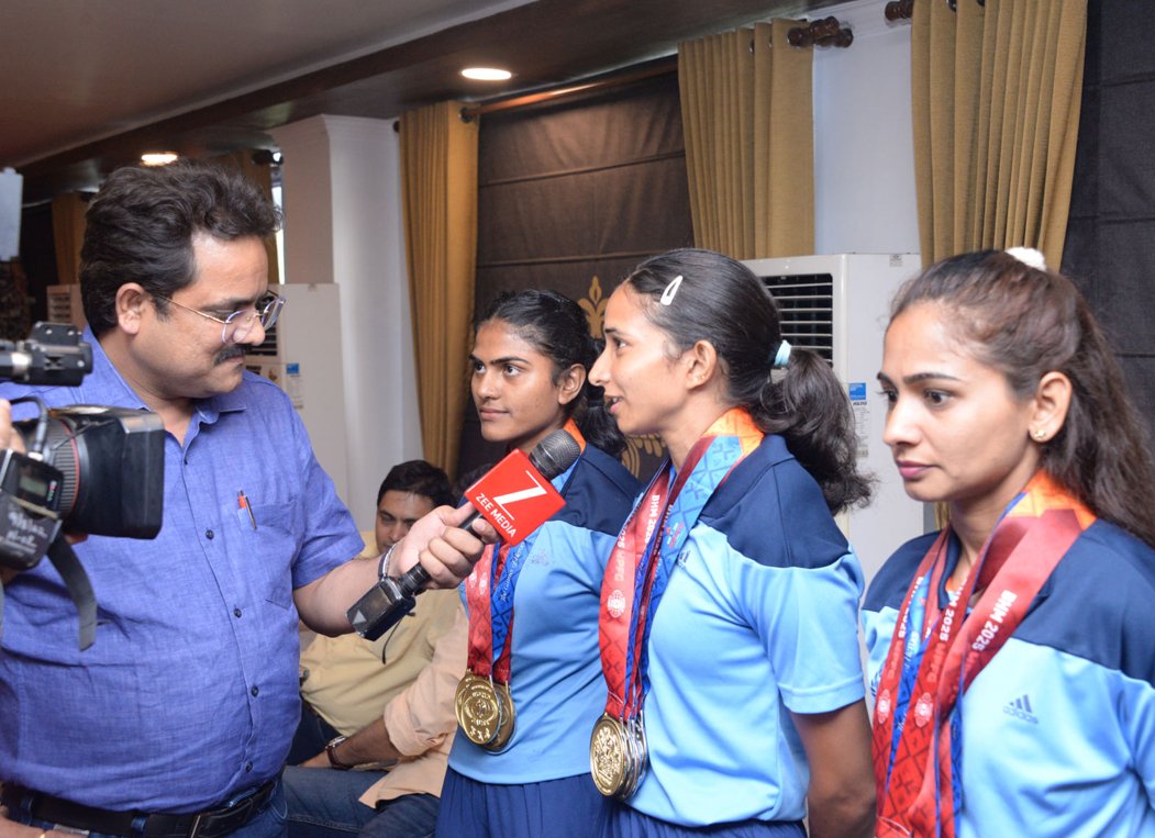 CISFEast's tweet image. CISF Champions Honoured for #WPFG2025 Glory.

DG CISF felicitated the Force’s athletes for their record-breaking performance at WPFG 2025, Birmingham (USA), where they clinched
🥇29 Gold 
🥈19 Silver 
🥉18 Bronze
#CISF #ShieldOfSecurity @PIB_India @kheloindia @CISFHQrs
